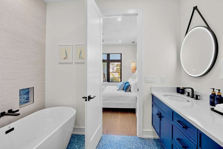Primary Bathroom, Ensuite