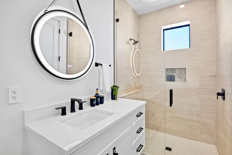 Second Bathroom, Ensuite