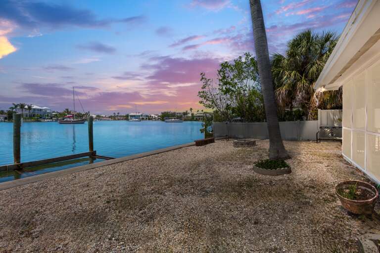 Backyard, Bayfront