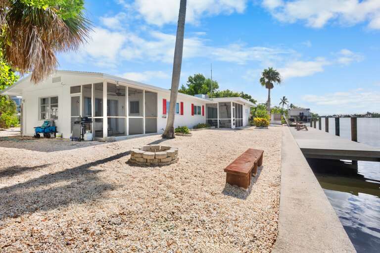 Backyard, Bayfront
