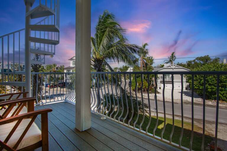 Balcony with panoramic ocean views
