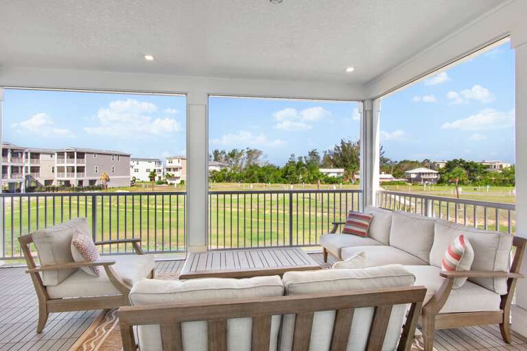 Main Balcony, Lounge Area