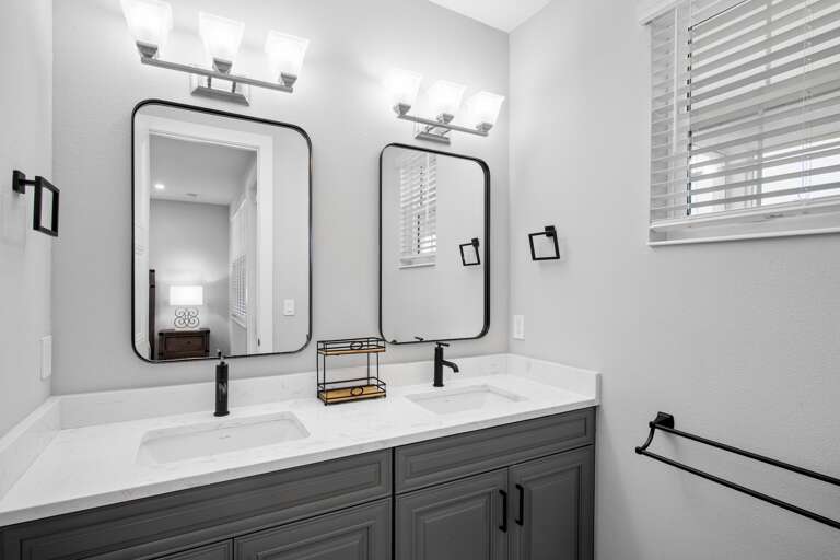 Primary Bathroom, Ensuite