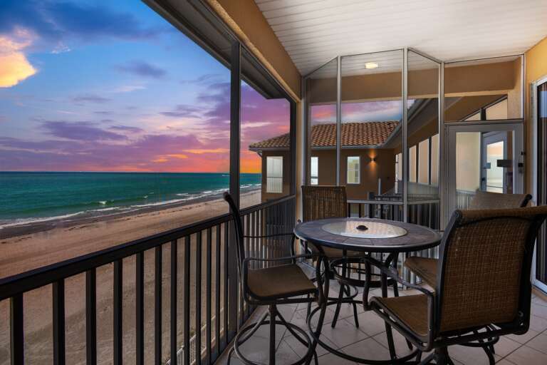 Balcony, Cocktail Table