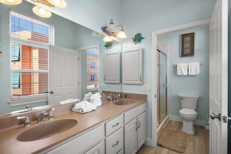 Primary Bathroom, Ensuite