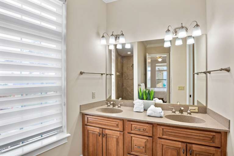 Primary Bathroom, Ensuite