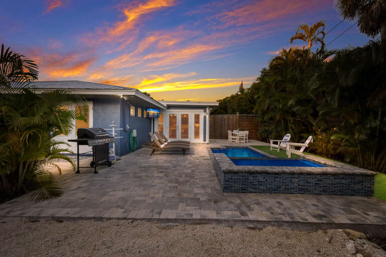 Pool Seating for Lounging
