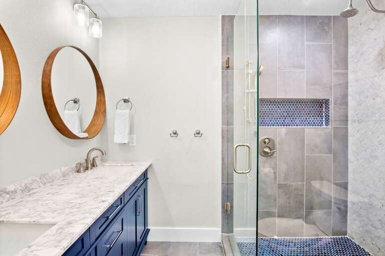 Dual Sink Ensuite Bathroom