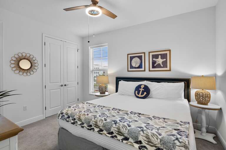 Second Bedroom, King