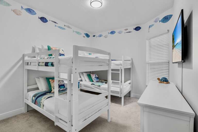 Third Bedroom, Two Twin/Twin Bunks
