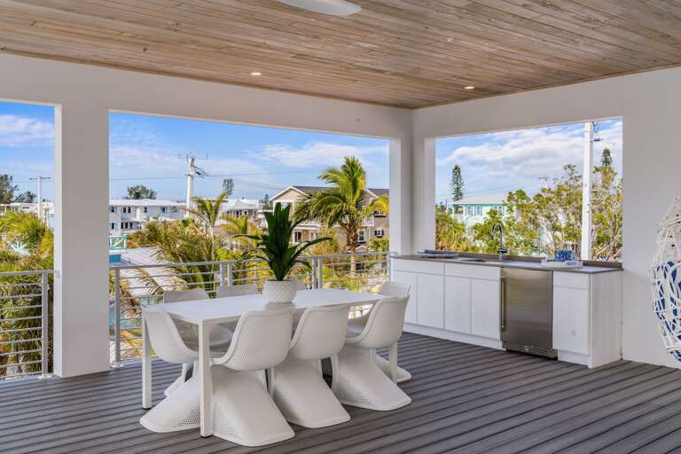 Balcony, Dining Area