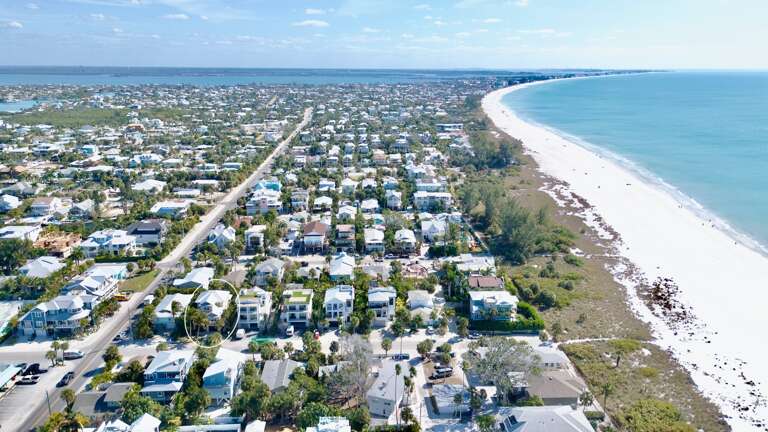 Aerial View - The Oasis at Palmetto by AMI Locals