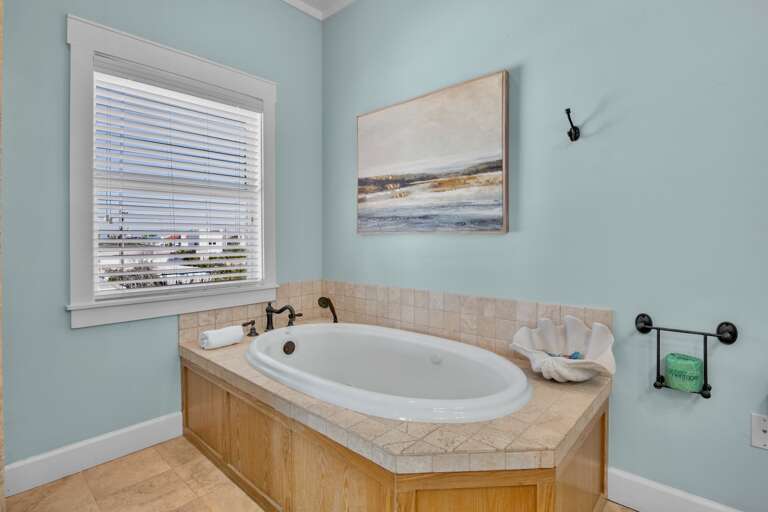 Primary Bedroom, Ensuite Bathroom