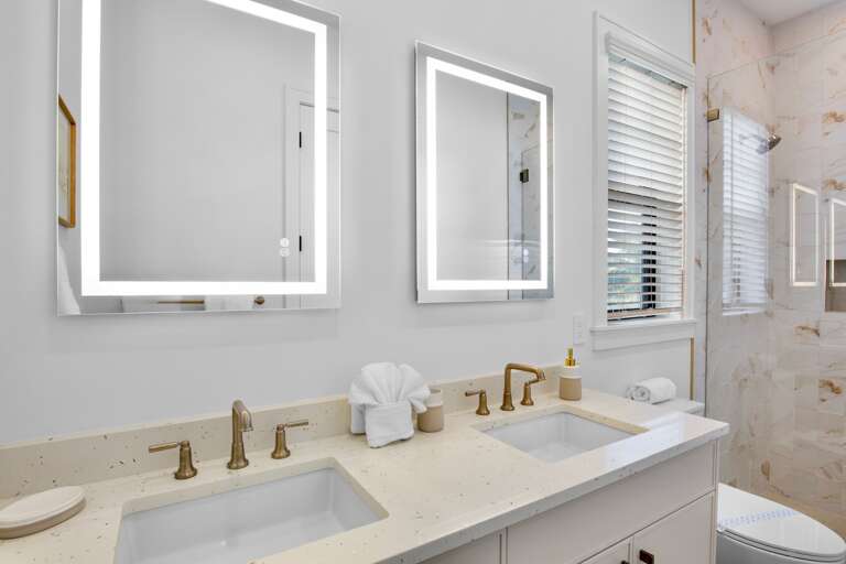 Second Bedroom, Ensuite Bathroom