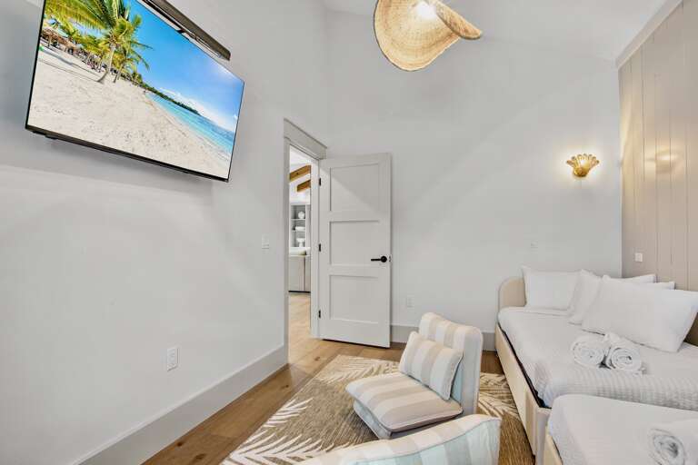 Bonus Room with TV, 2 Twin Beds and 2 Twin Trundles