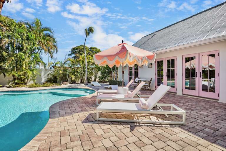 Pool loungers