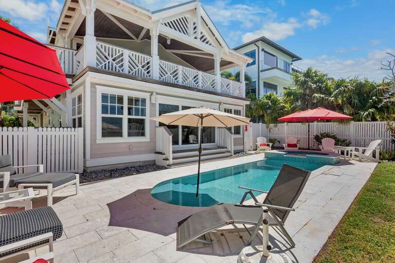 Private Pool and Spa with Sun Loungers