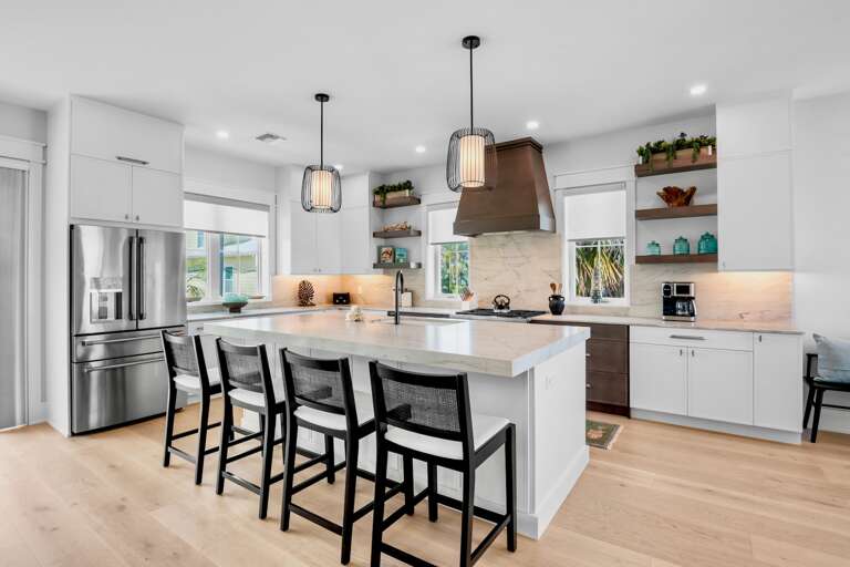 Fully Equipped Kitchen with Island