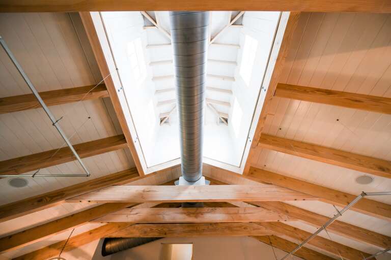 Overhead Light feature