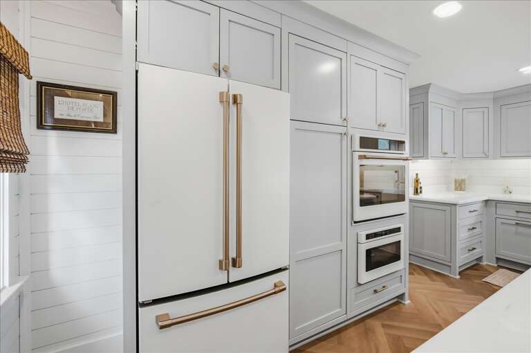 Fridge and stove