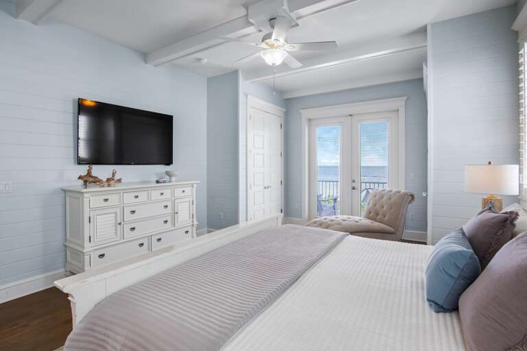 Primary Bedroom, King