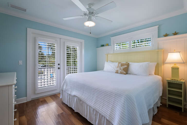 Second Bedroom - King