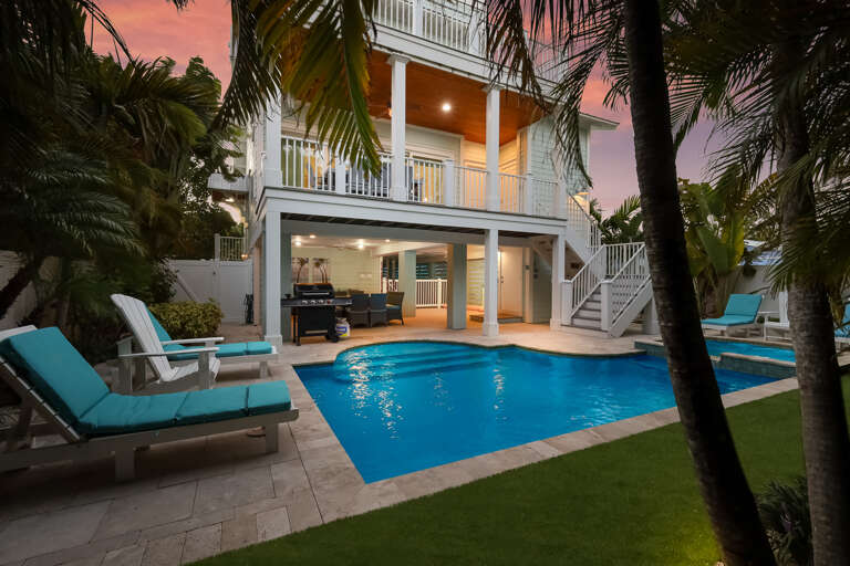 Private Pool and Spa