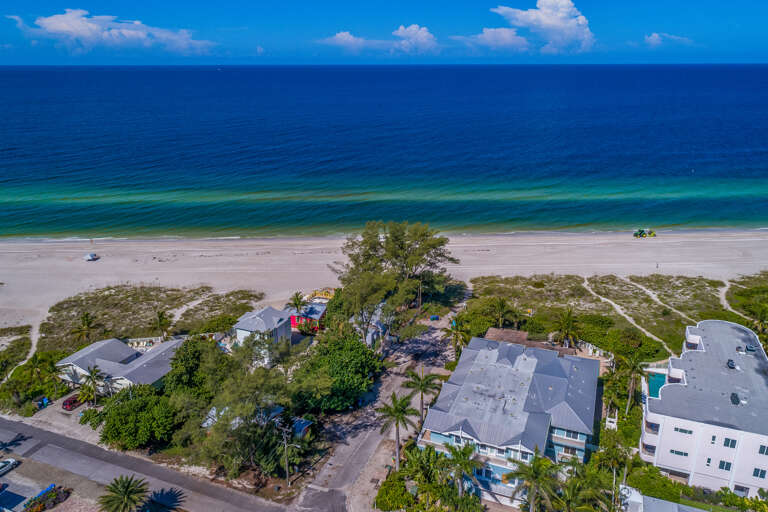 Amazing Beach Front Location
