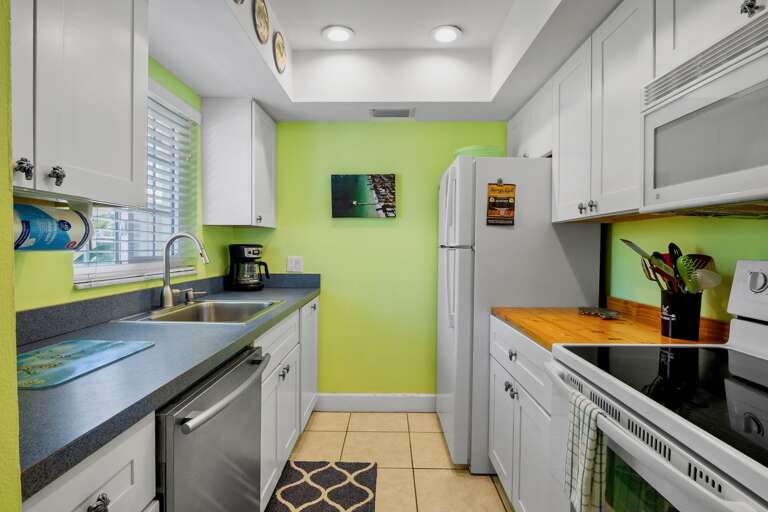 Fully equipped kitchen
