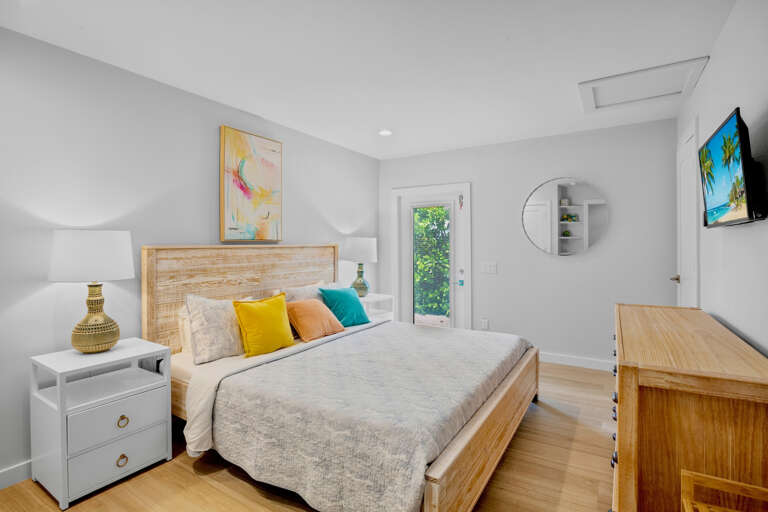 Second Bedroom, King