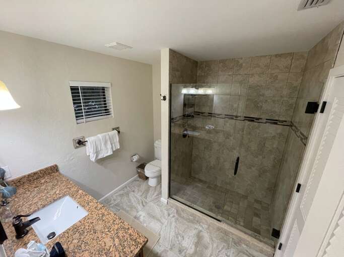 Second Bedroom, 2nd floor: Ensuite Bathroom