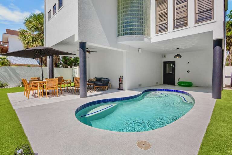 Private Pool