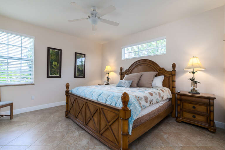 Sixth Bedroom, King bed