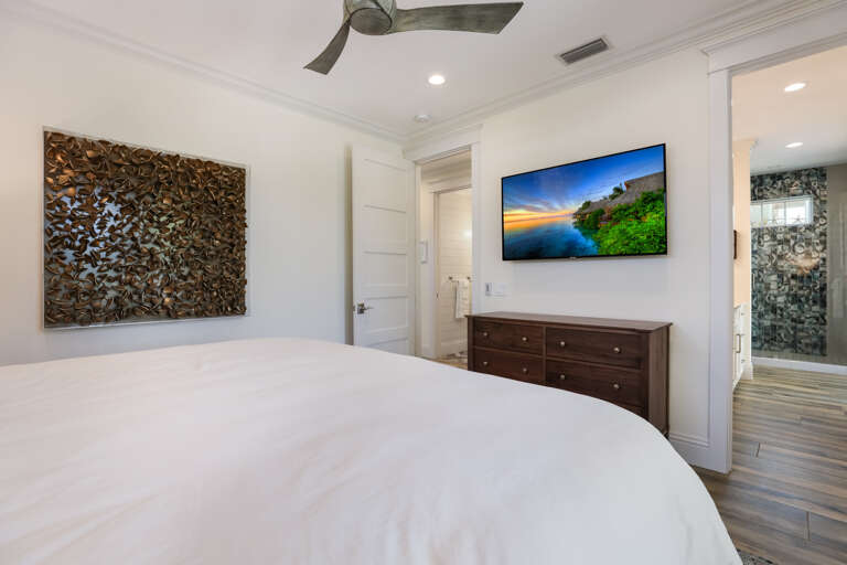 Primary Bedroom - King