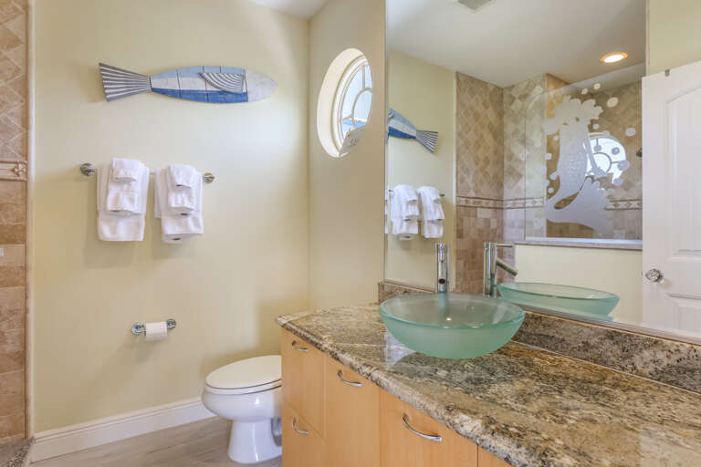 Bright Sink and Mirror Combo