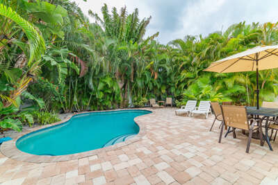Private Pool with Loungers