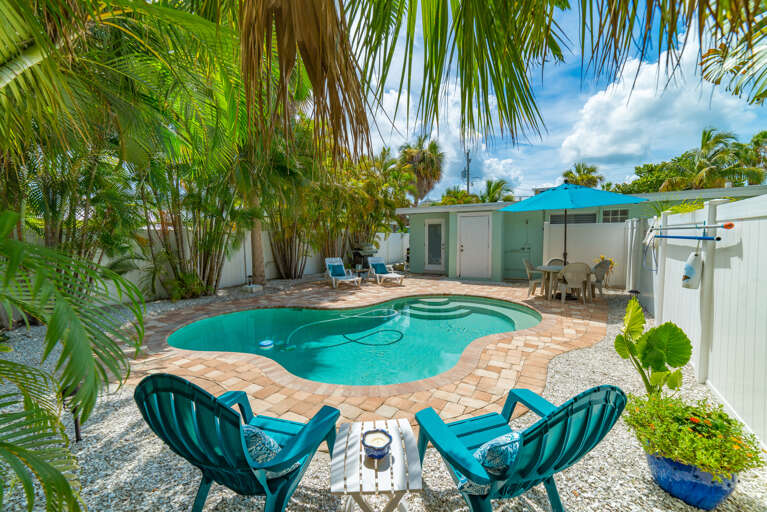 Poolside Seating