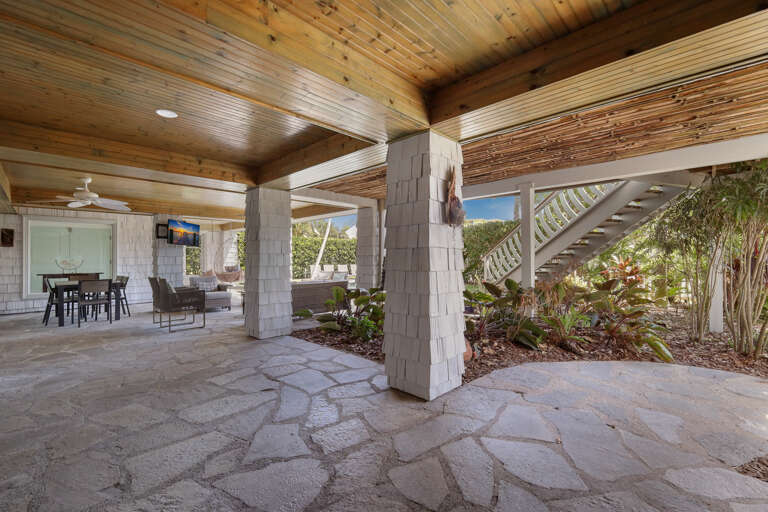 Covered Lanai