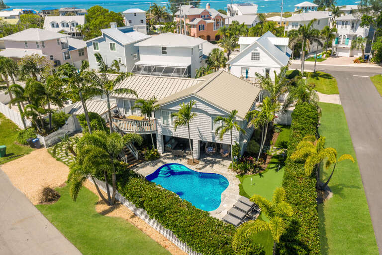 High view of the pool