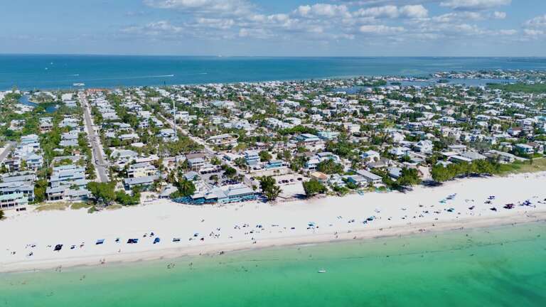 Hurricane House by Anna Maria Island Accommodations
