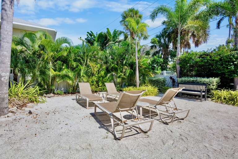 Outdoor Loungers