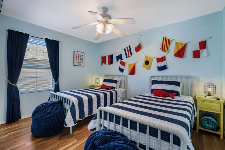 Third Bedroom - Two Twins