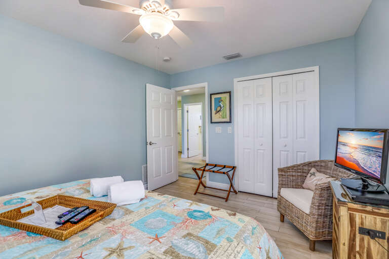 Additional Bedroom,3rd floor-King
