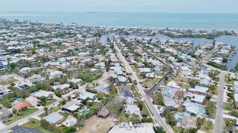 Casa Allegria by Anna Maria Island Accommodations