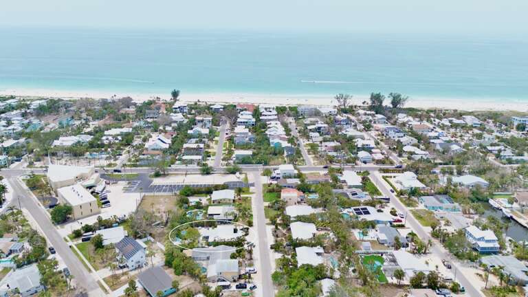 Casa Allegria by Anna Maria Island Accommodations