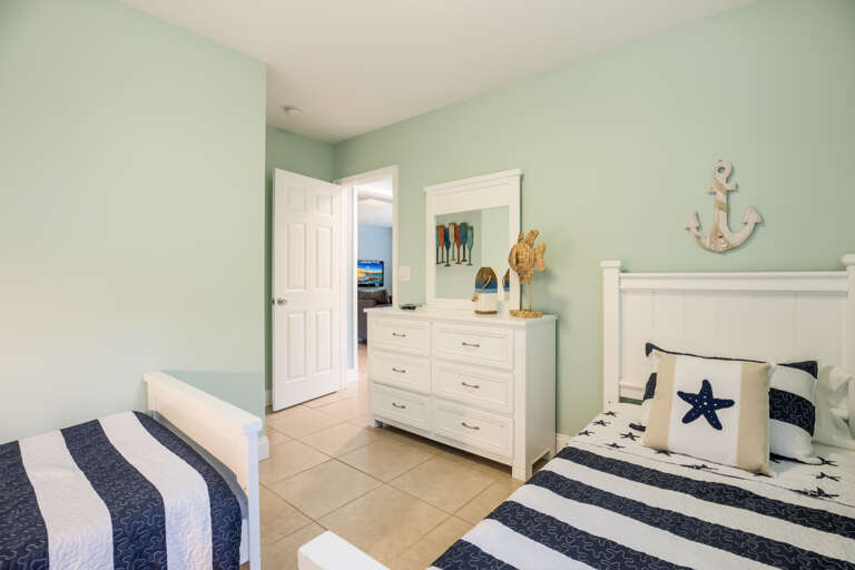 Additional Bedroom-Twins