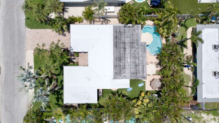Simply Chic by Anna Maria Island Accommodations