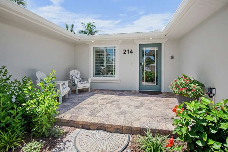 Simply Chic by Anna Maria Island Accommodations