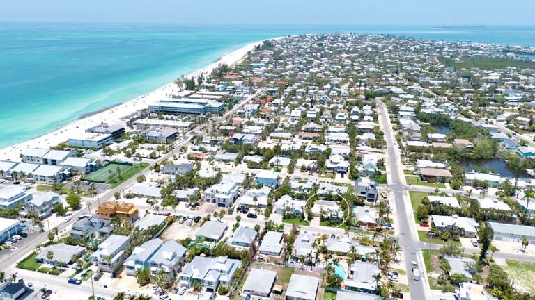 Simply Chic by Anna Maria Island Accommodations