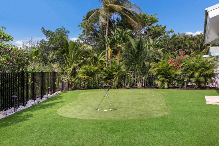Outdoor Golf Area